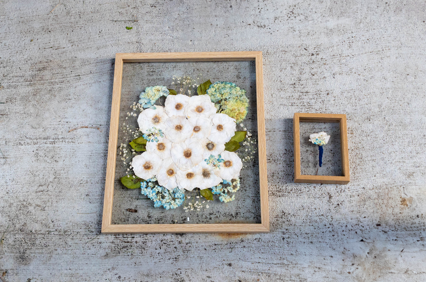 Bouquet + Boutonniere Frames